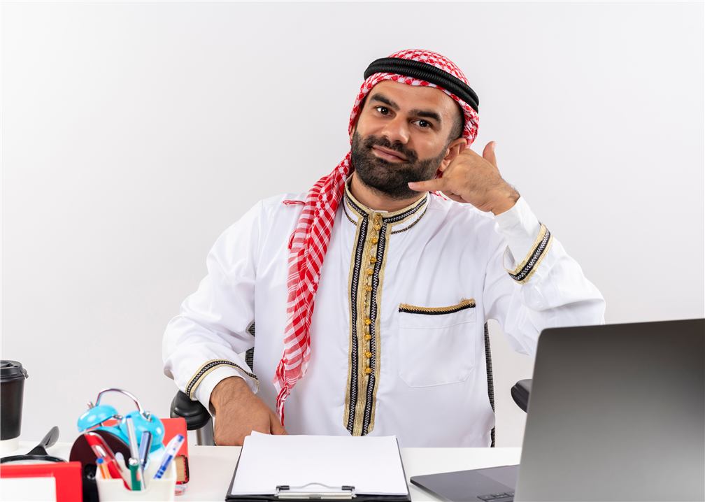 Elite Motors customer care representative